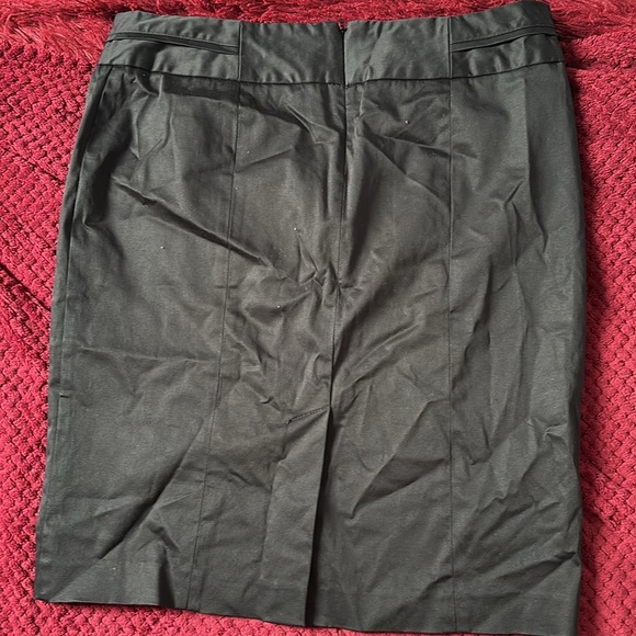 Jacob Classic Black Women's Skirt - Picture 12 of 13